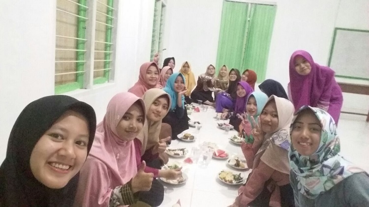 BEM STIS Darusy Syafa'ah Adakan Buka Bersama